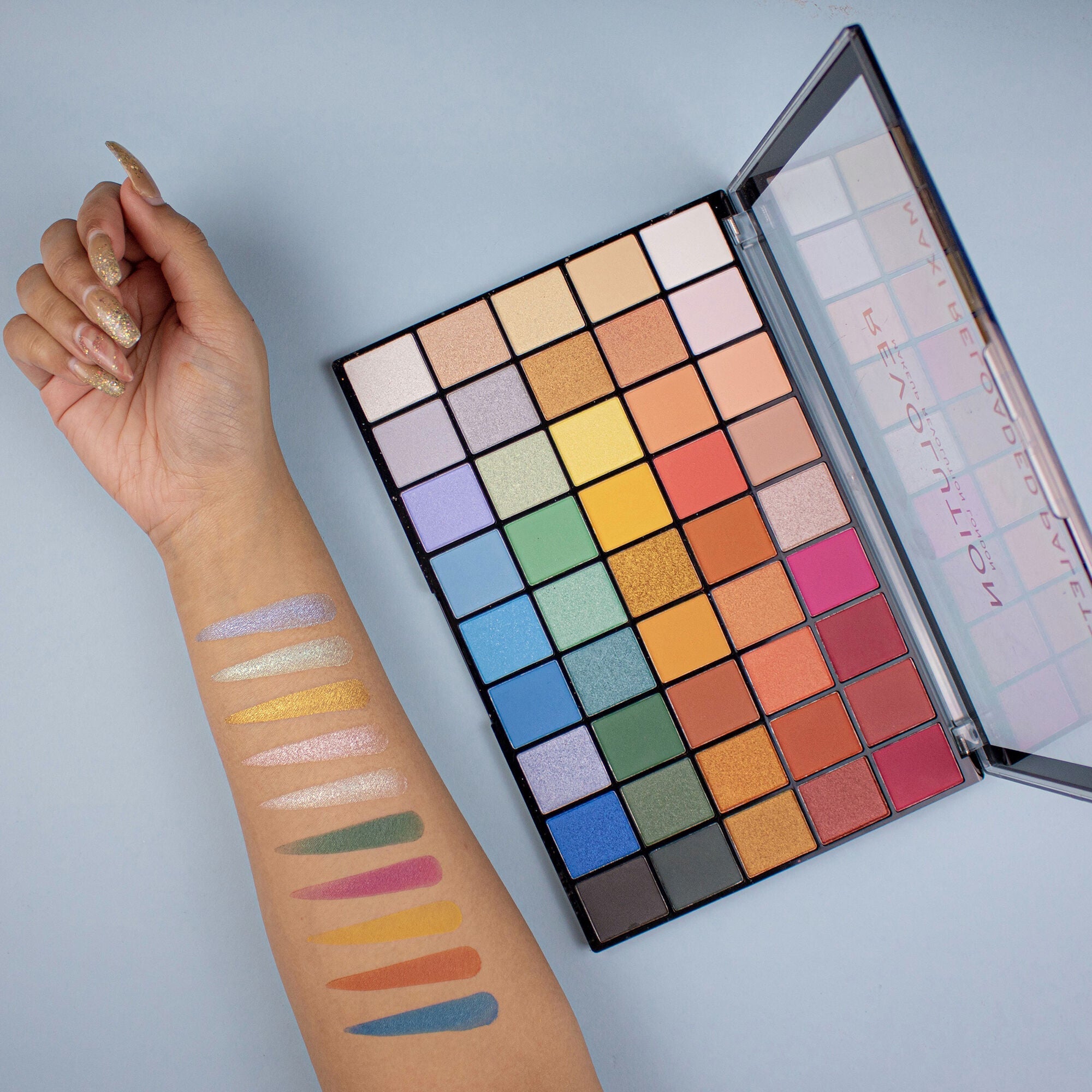 Makeup Revolution Maxi Reloaded Eyeshadow Palette Big Shot