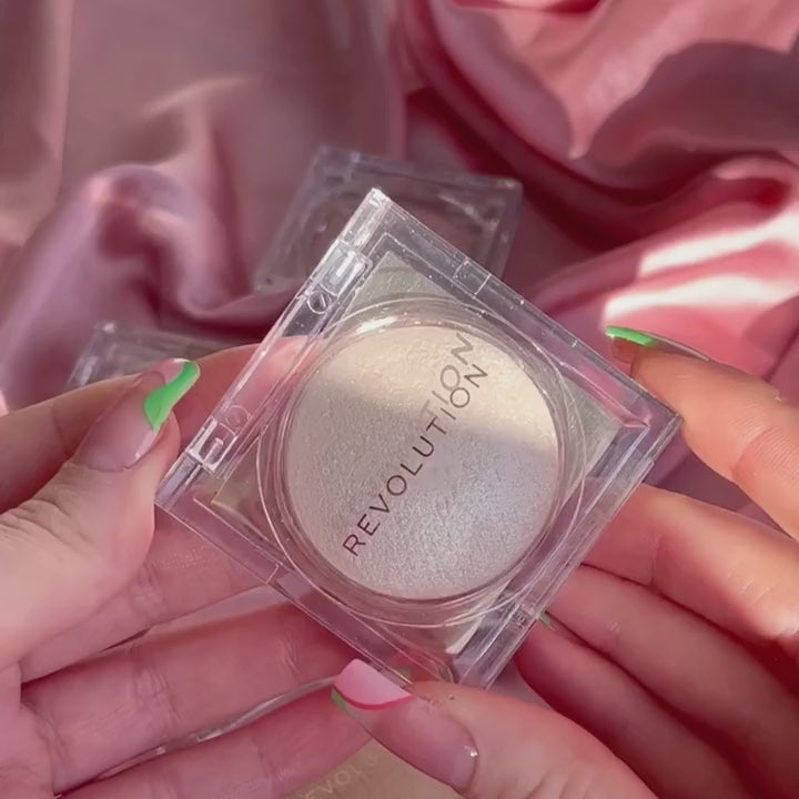 Makeup Revolution Beam Bright Highlighter Golden Gal